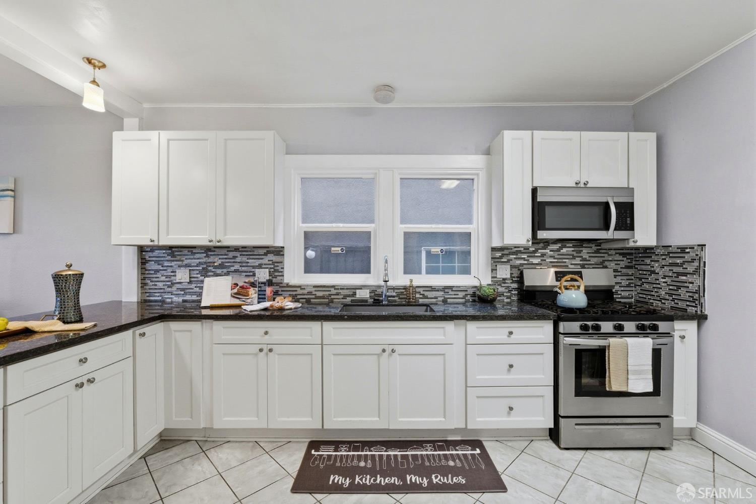 Detail Gallery Image 12 of 46 For 3256 Prentiss St, Oakland,  CA 94601 - 3 Beds | 2 Baths