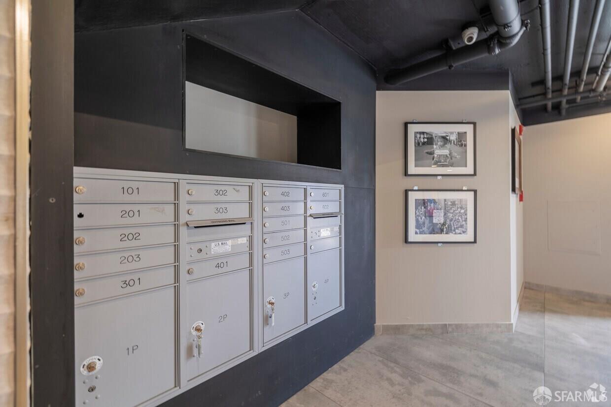 Detail Gallery Image 13 of 33 For 1532 Howard St, San Francisco,  CA 94103 - – Beds | – Baths