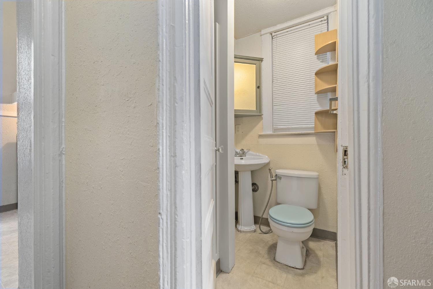 Detail Gallery Image 3 of 11 For 305 Oak St, San Francisco,  CA 94102 - – Beds | – Baths