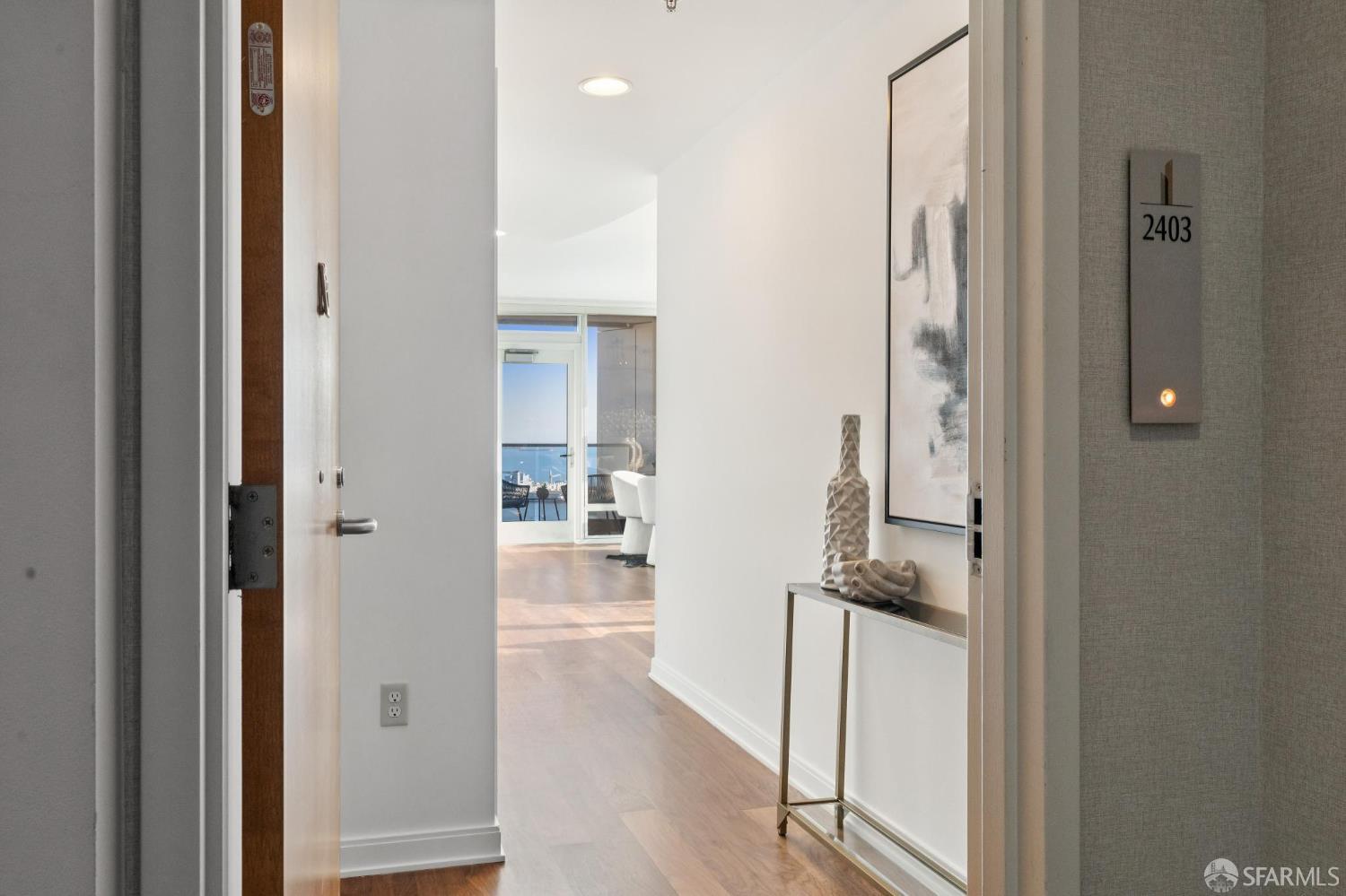 Detail Gallery Image 7 of 46 For 425 1st St #2403,  San Francisco,  CA 94105 - 2 Beds | 2 Baths