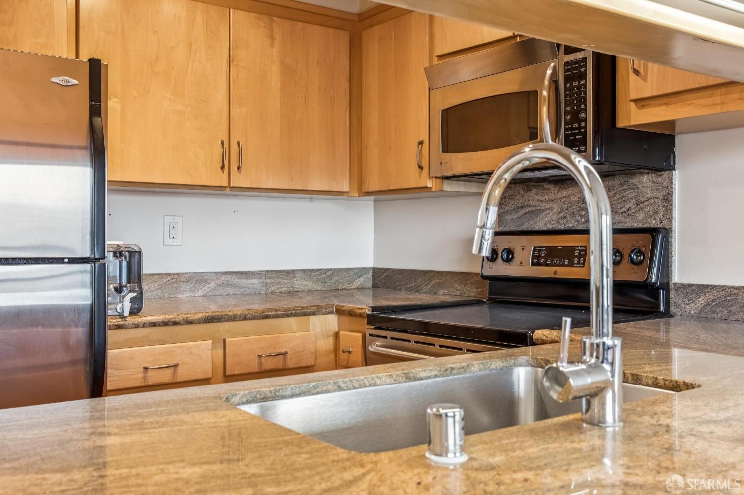 Detail Gallery Image 7 of 24 For 900 Bush St #617,  San Francisco,  CA 94109 - 1 Beds | 2 Baths