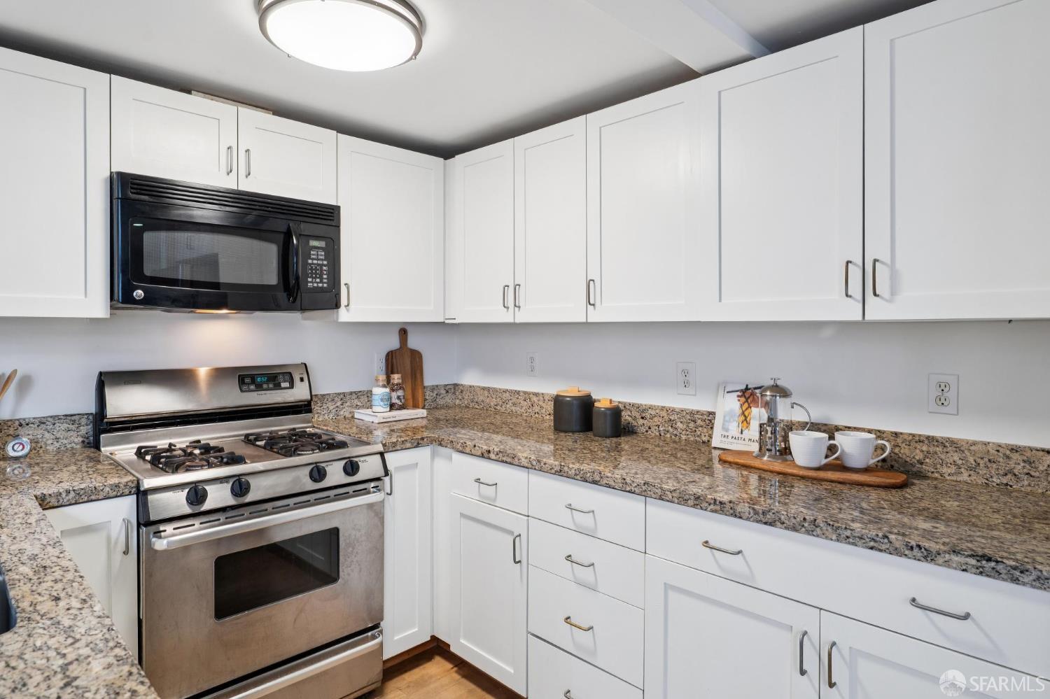 Detail Gallery Image 8 of 25 For 786 Minna St #5,  San Francisco,  CA 94103 - 2 Beds | 2 Baths