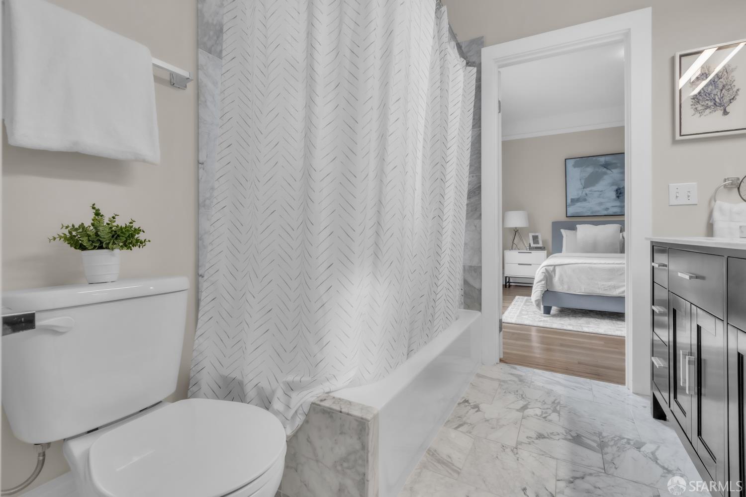 Detail Gallery Image 16 of 28 For 700 12th Ave #4,  San Francisco,  CA 94118 - 3 Beds | 2 Baths