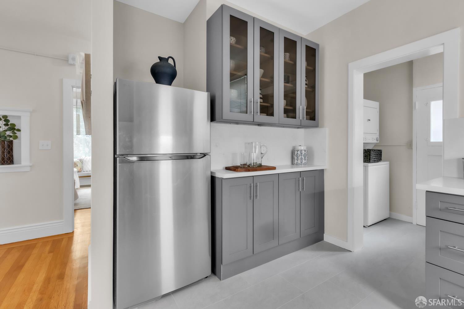 Detail Gallery Image 11 of 28 For 700 12th Ave #4,  San Francisco,  CA 94118 - 3 Beds | 2 Baths