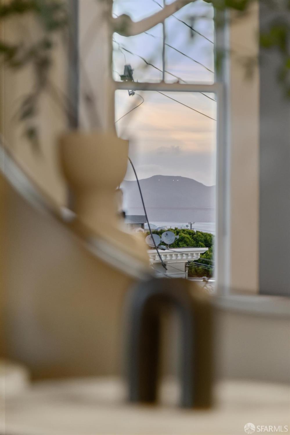 Detail Gallery Image 16 of 83 For 1145 Green St #2,  San Francisco,  CA 94109 - 1 Beds | 1 Baths