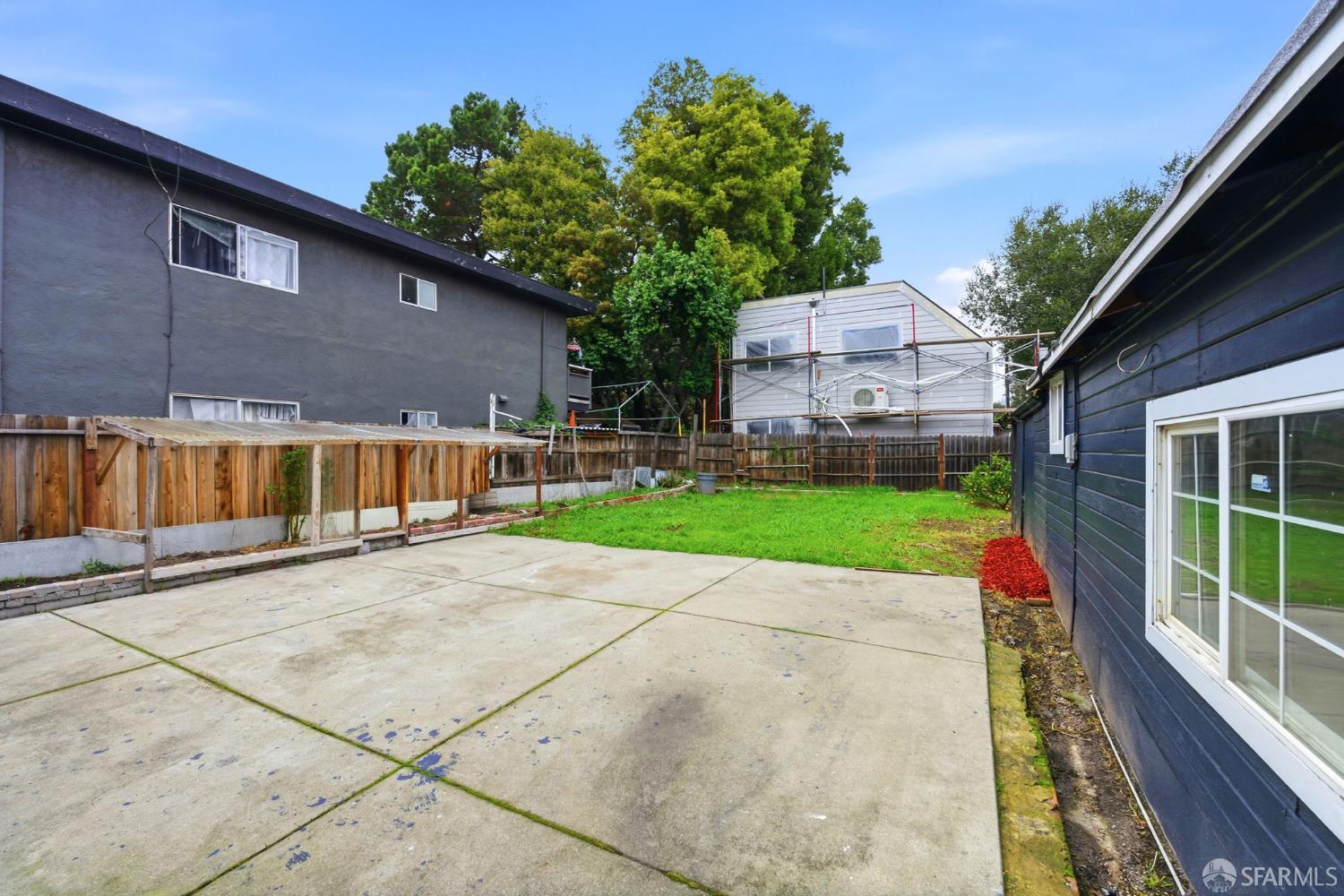 Detail Gallery Image 39 of 46 For 3256 Prentiss St, Oakland,  CA 94601 - 3 Beds | 2 Baths