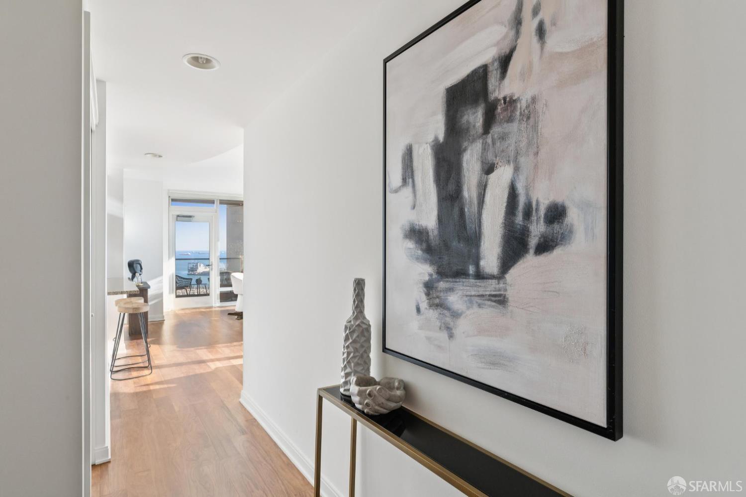 Detail Gallery Image 45 of 46 For 425 1st St #2403,  San Francisco,  CA 94105 - 2 Beds | 2 Baths