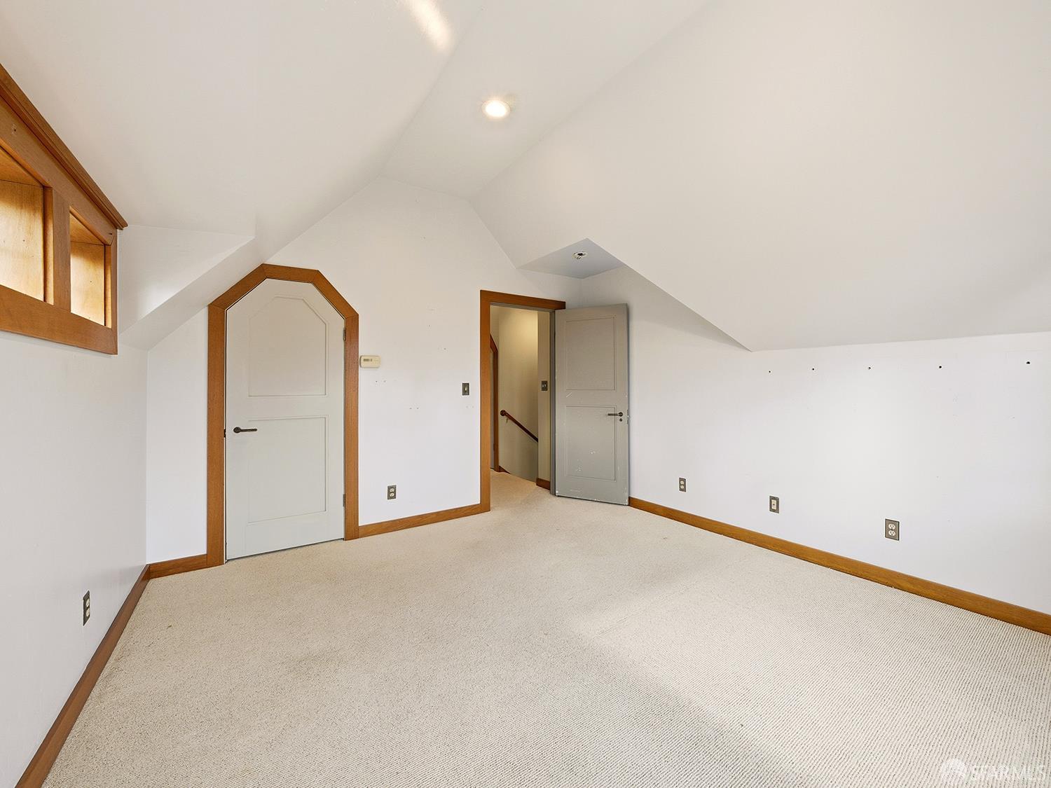 Detail Gallery Image 40 of 71 For 236 King Ave #C,  Piedmont,  CA 94610 - 3 Beds | 2/1 Baths