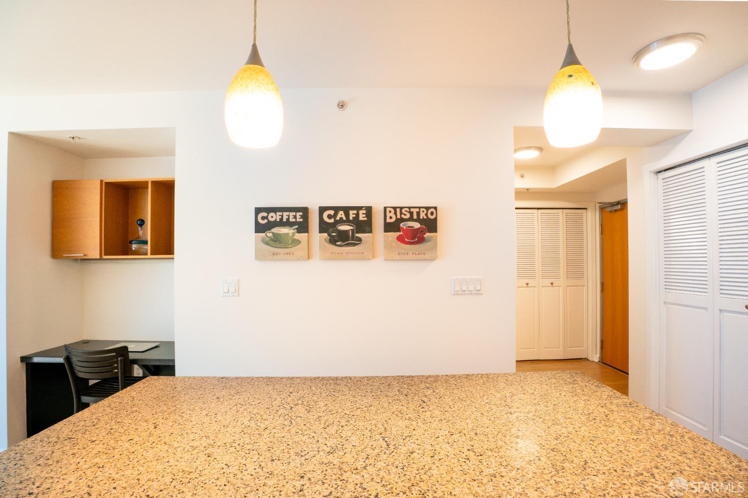 Photo #14: 426104327 Listing: Photo #14