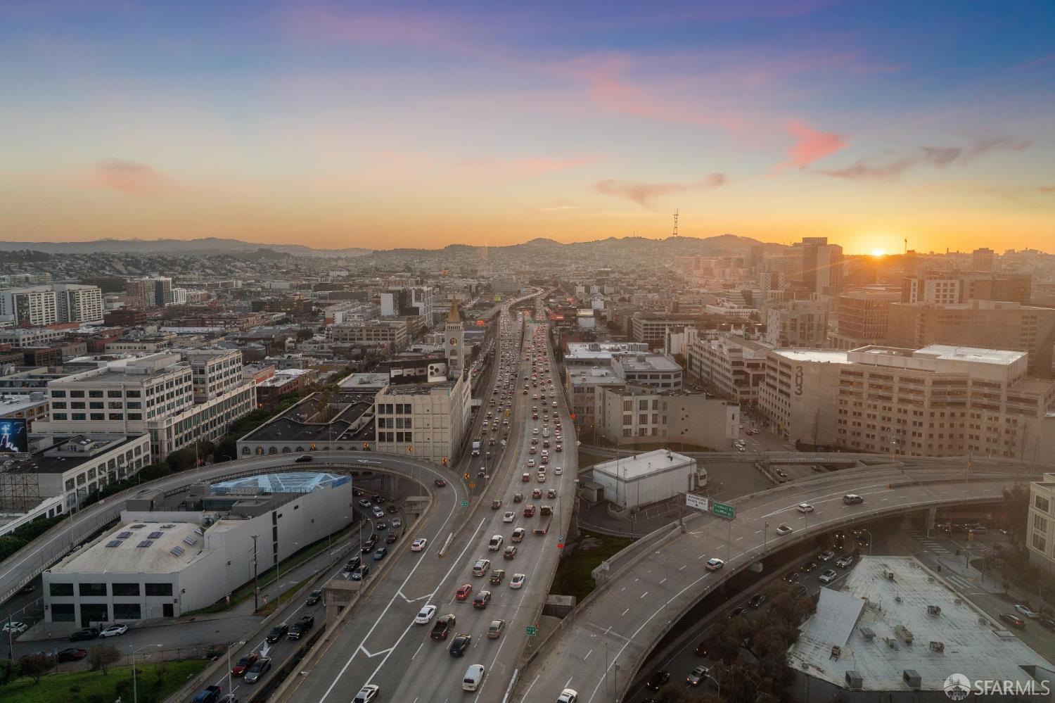 Detail Gallery Image 10 of 46 For 425 1st St #2403,  San Francisco,  CA 94105 - 2 Beds | 2 Baths