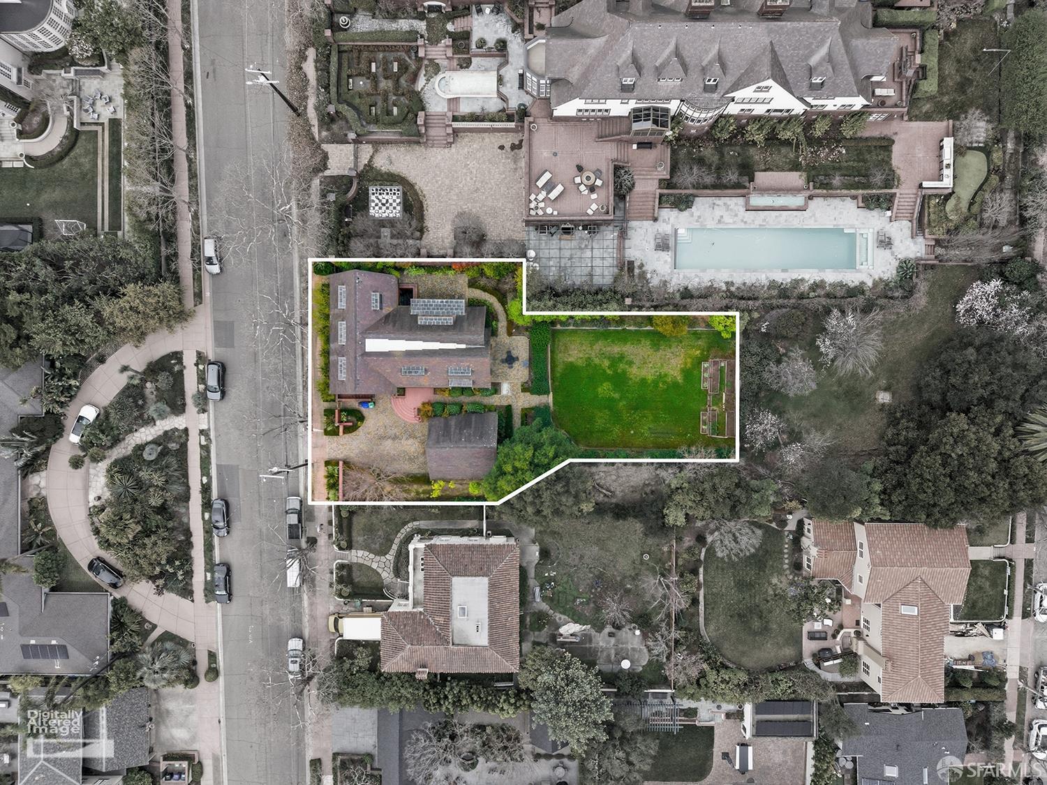 Detail Gallery Image 6 of 71 For 236 King Ave #C,  Piedmont,  CA 94610 - 3 Beds | 2/1 Baths