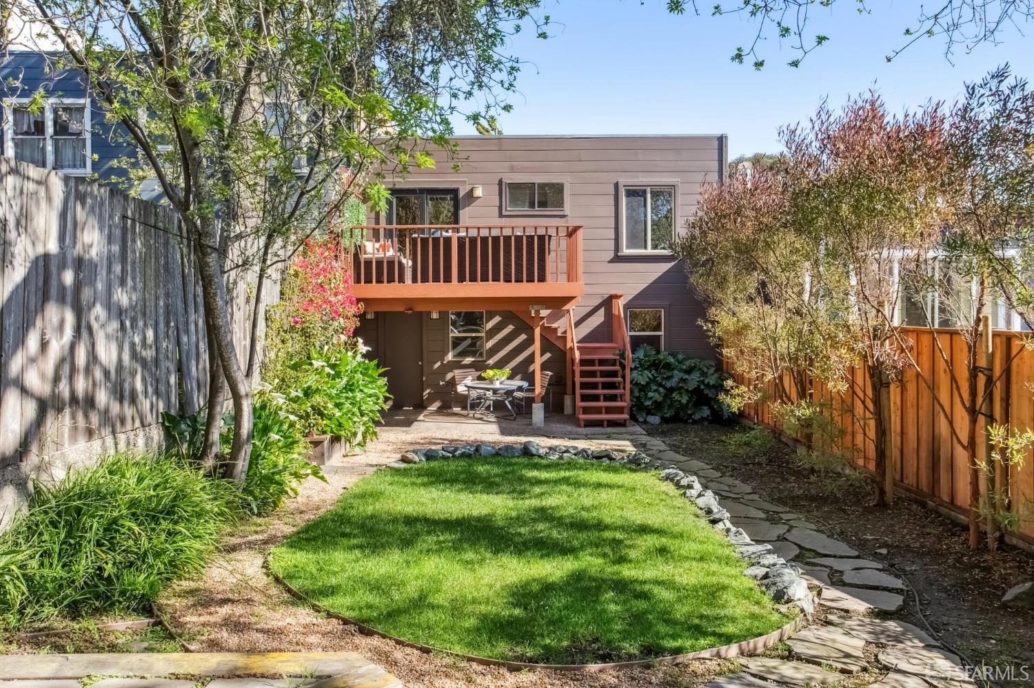 Detail Gallery Image 42 of 52 For 126 Bradford St, San Francisco,  CA 94110 - 2 Beds | 1 Baths