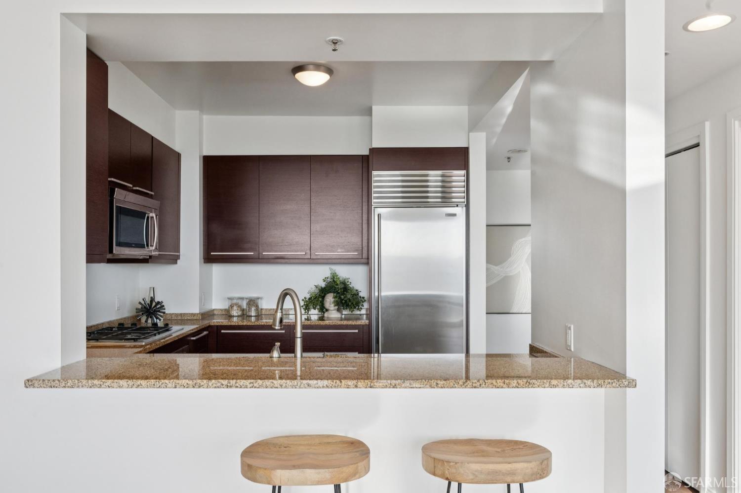 Detail Gallery Image 12 of 46 For 425 1st St #2403,  San Francisco,  CA 94105 - 2 Beds | 2 Baths