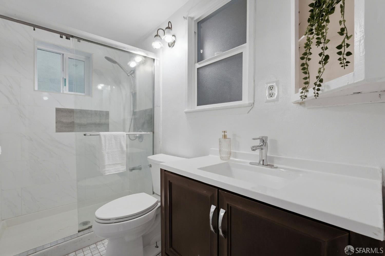 Detail Gallery Image 32 of 46 For 3256 Prentiss St, Oakland,  CA 94601 - 3 Beds | 2 Baths