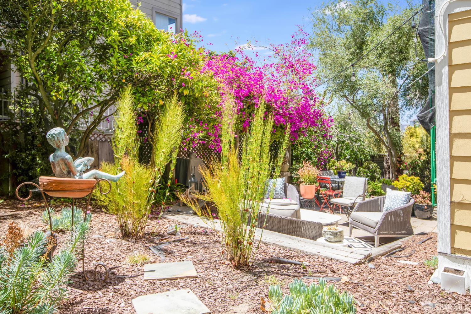 Detail Gallery Image 45 of 83 For 1145 Green St #2,  San Francisco,  CA 94109 - 1 Beds | 1 Baths