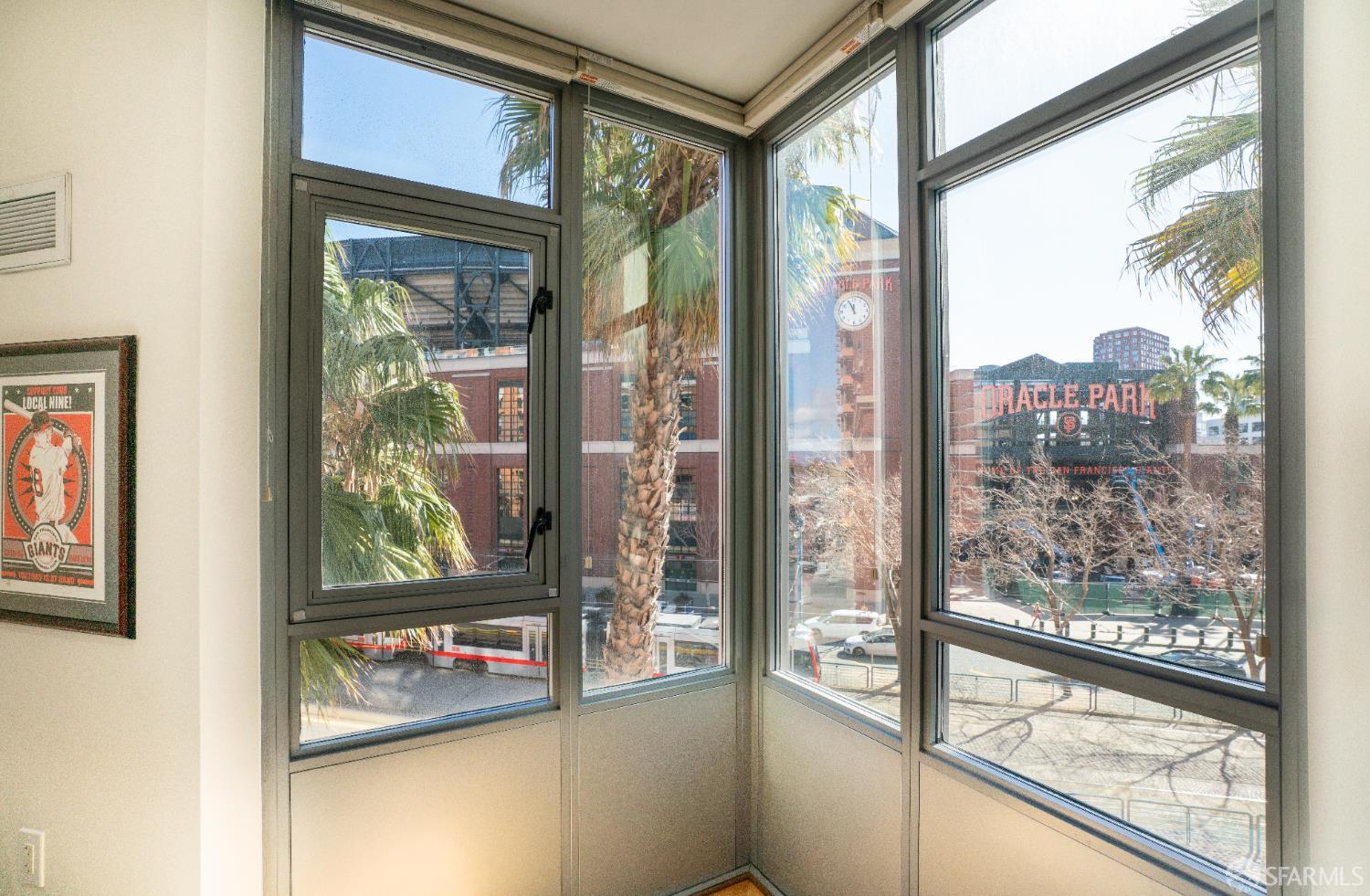 Photo #3: 426104327 Listing: Photo #3