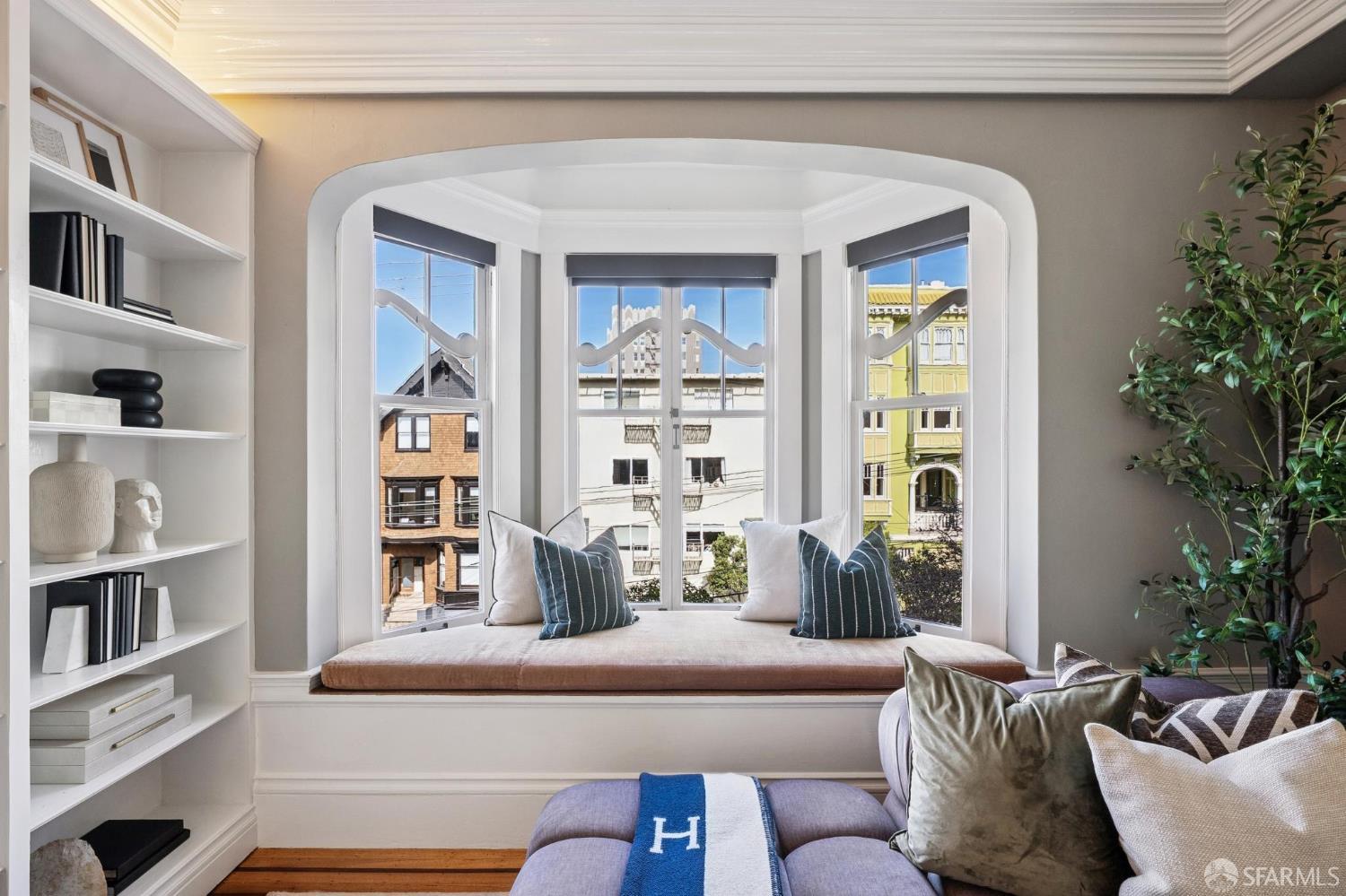 Detail Gallery Image 12 of 83 For 1145 Green St #2,  San Francisco,  CA 94109 - 1 Beds | 1 Baths