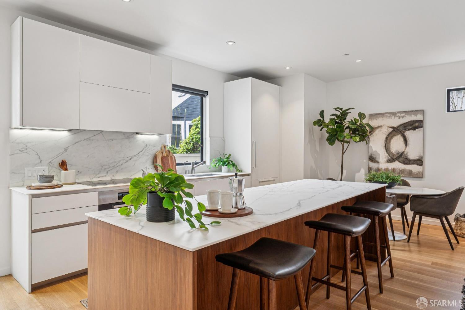 Detail Gallery Image 20 of 82 For 3500 19th St #209,  San Francisco,  CA 94110 - 2 Beds | 2/1 Baths