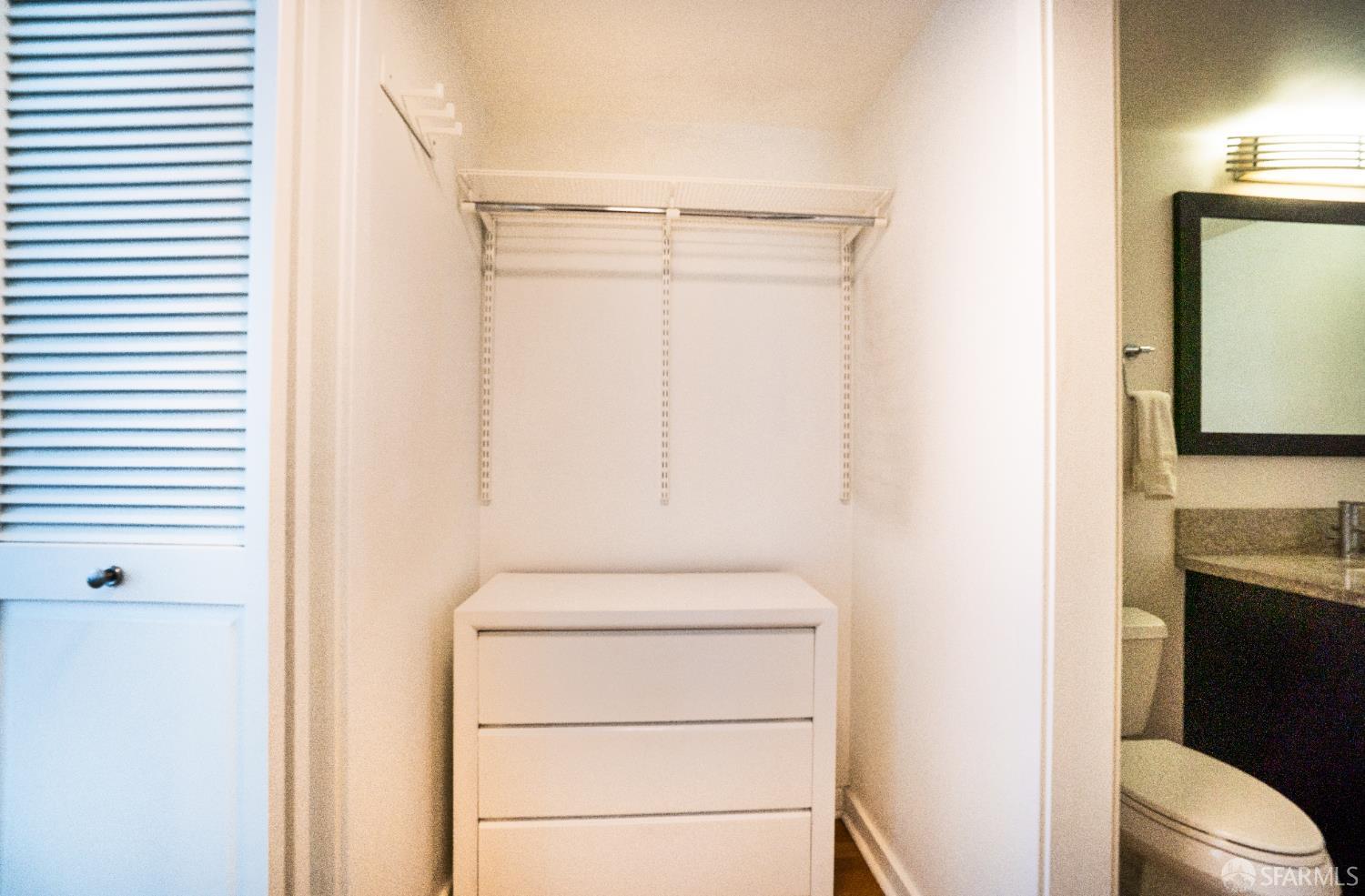 Photo #22: 426104327 Listing: Photo #22