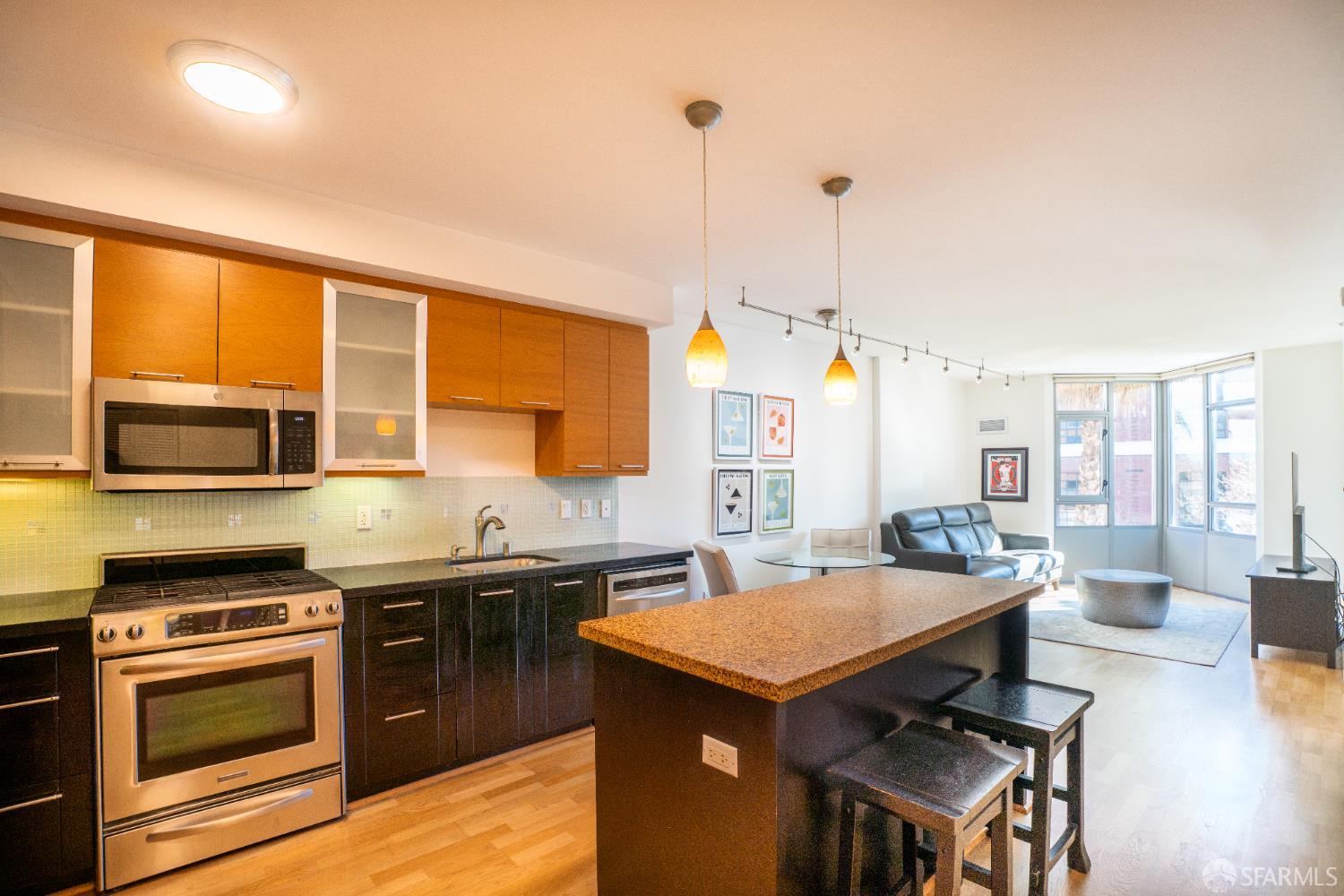 Photo #13: 426104327 Listing: Photo #13