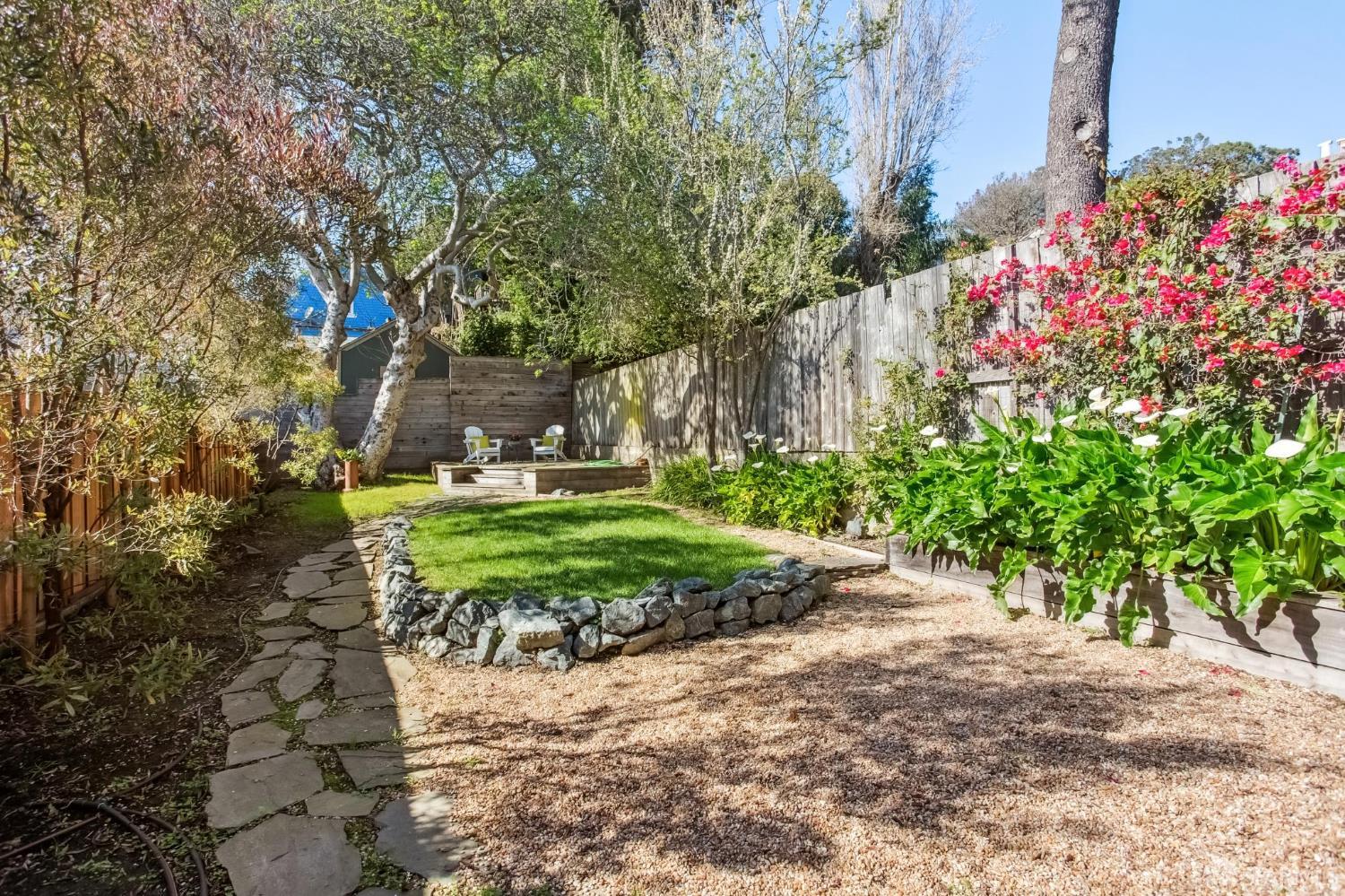 Detail Gallery Image 37 of 52 For 126 Bradford St, San Francisco,  CA 94110 - 2 Beds | 1 Baths