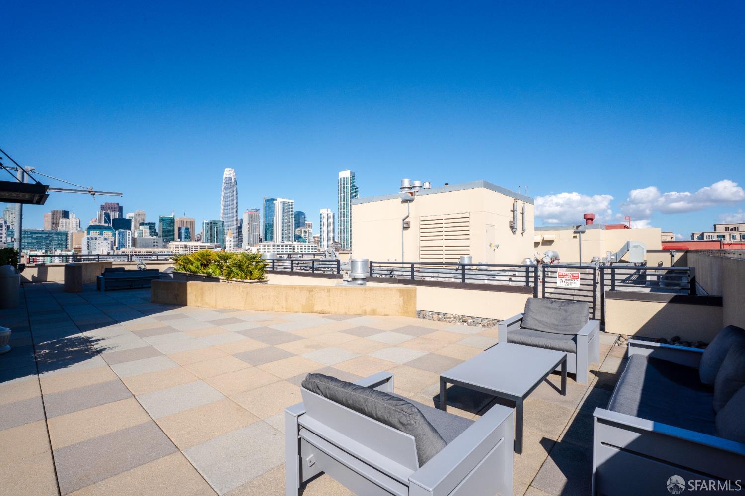 Photo #49: 426104327 Listing: Photo #49