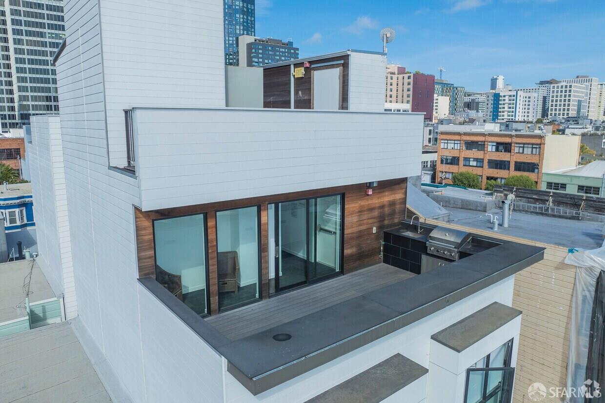 Detail Gallery Image 9 of 33 For 1532 Howard St, San Francisco,  CA 94103 - – Beds | – Baths