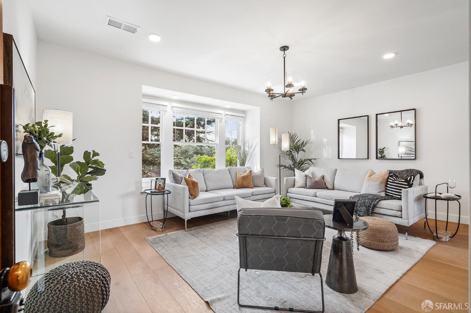 Detail Gallery Image 4 of 30 For 437 Vermont St, San Francisco,  CA 94107 - – Beds | – Baths