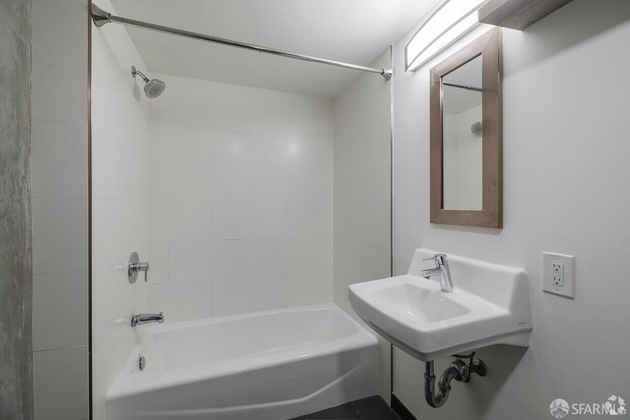 Detail Gallery Image 21 of 33 For 1532 Howard St, San Francisco,  CA 94103 - – Beds | – Baths