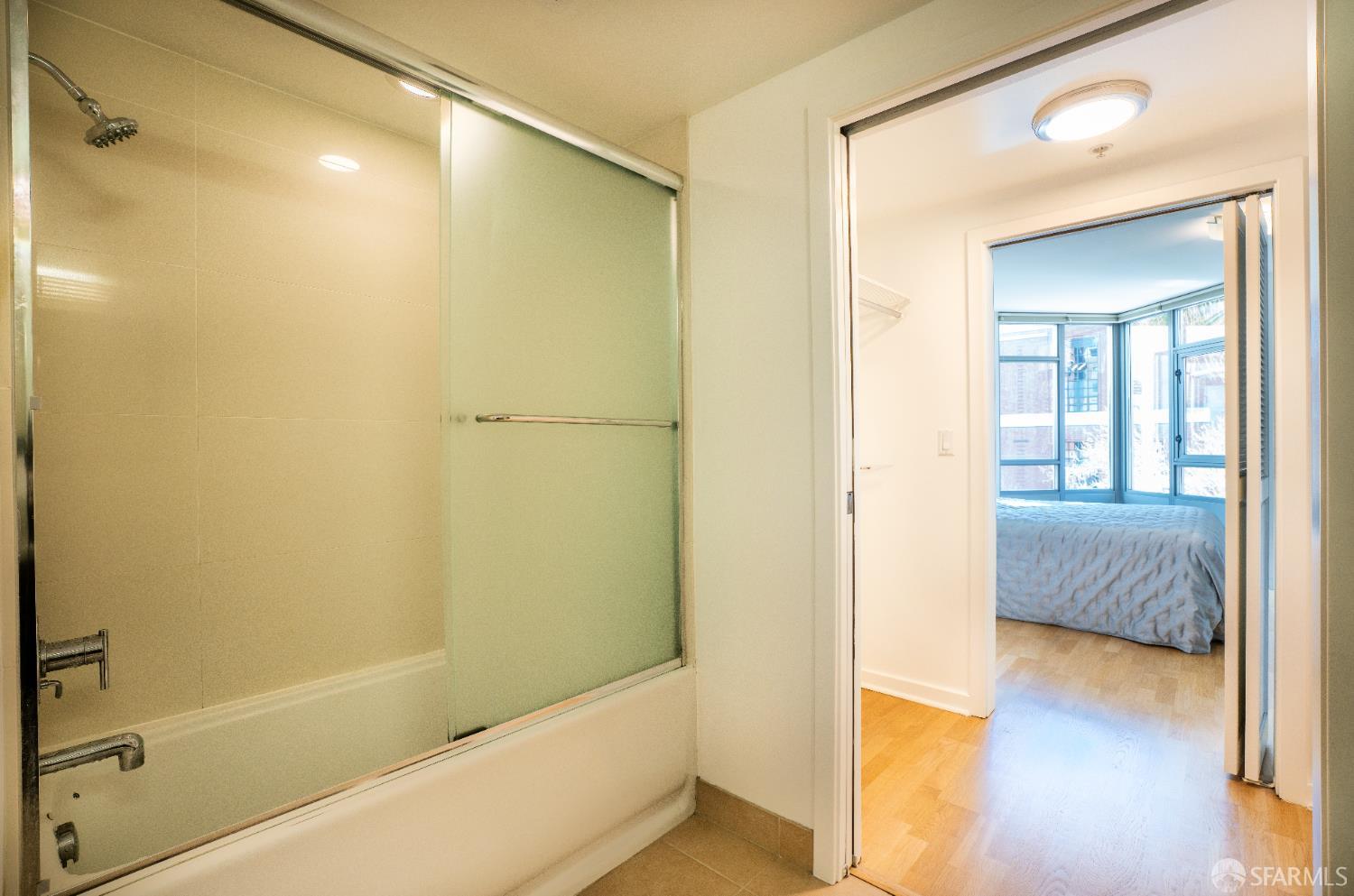 Photo #25: 426104327 Listing: Photo #25