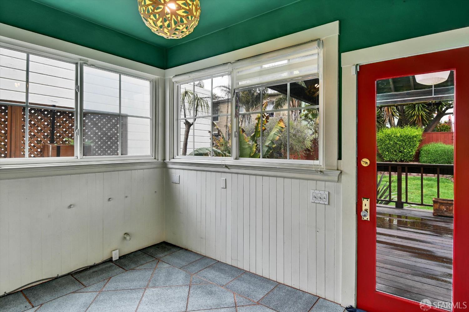 Detail Gallery Image 17 of 41 For 1458 Palou Ave, San Francisco,  CA 94124 - 2 Beds | 1/1 Baths