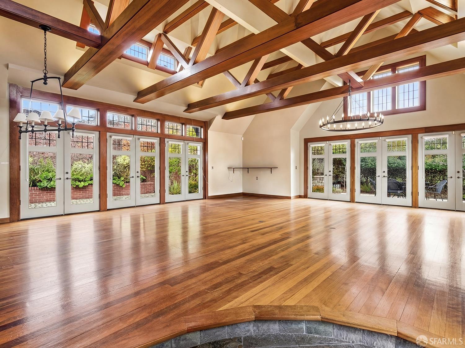 Detail Gallery Image 15 of 71 For 236 King Ave #C,  Piedmont,  CA 94610 - 3 Beds | 2/1 Baths