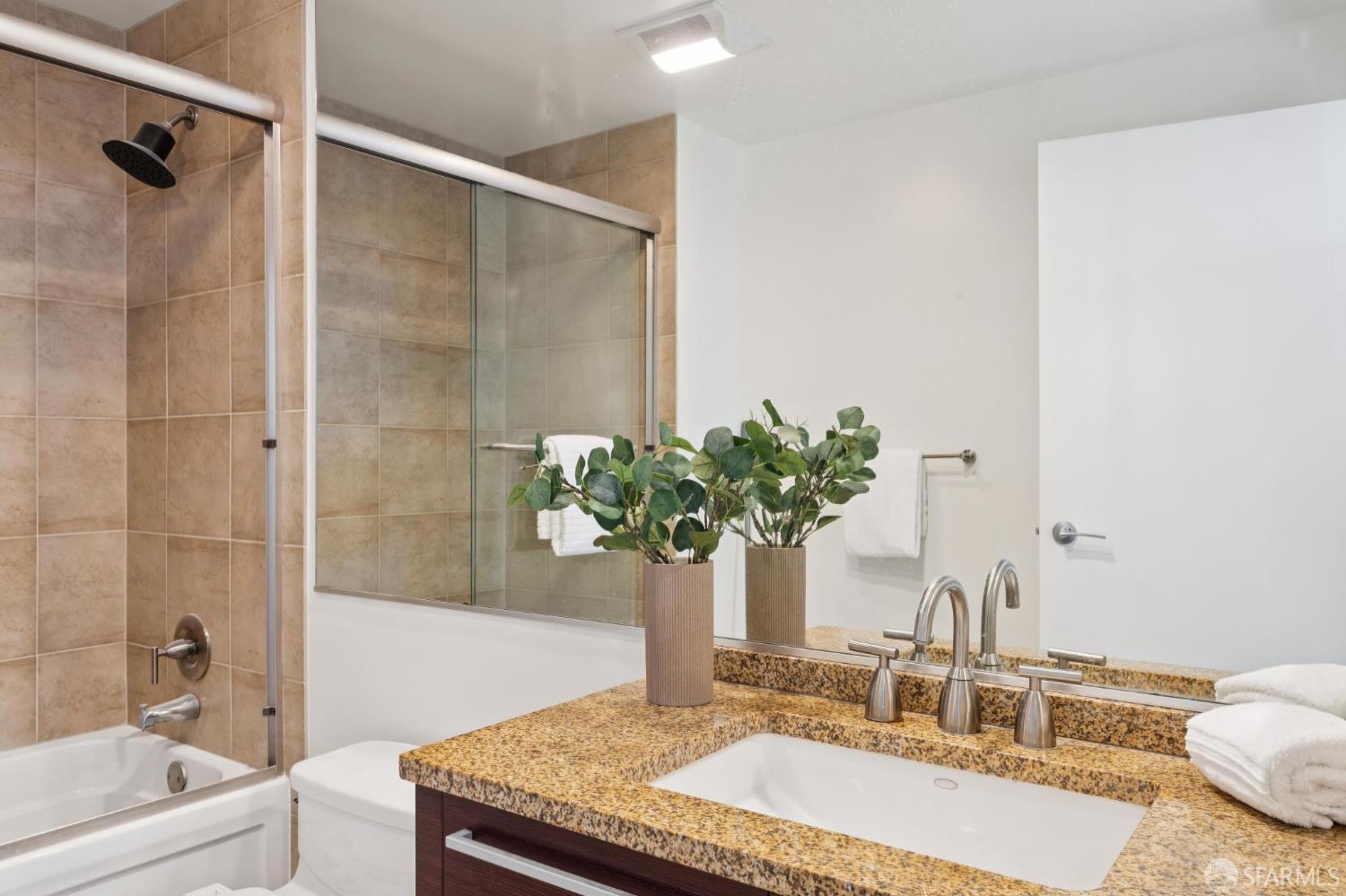 Detail Gallery Image 25 of 46 For 425 1st St #2403,  San Francisco,  CA 94105 - 2 Beds | 2 Baths