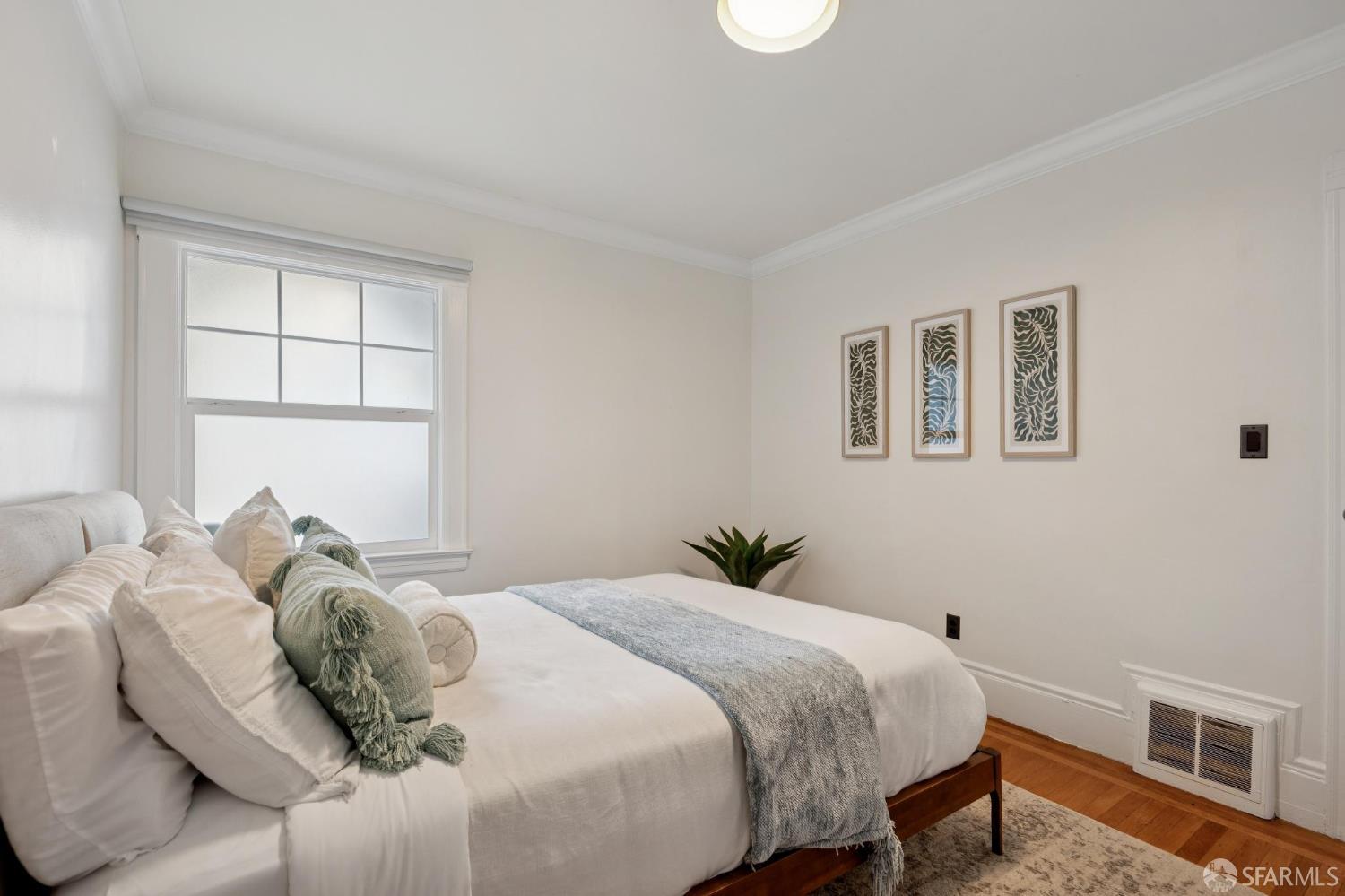 Detail Gallery Image 16 of 44 For 142 Jules Ave, San Francisco,  CA 94112 - 3 Beds | 2 Baths