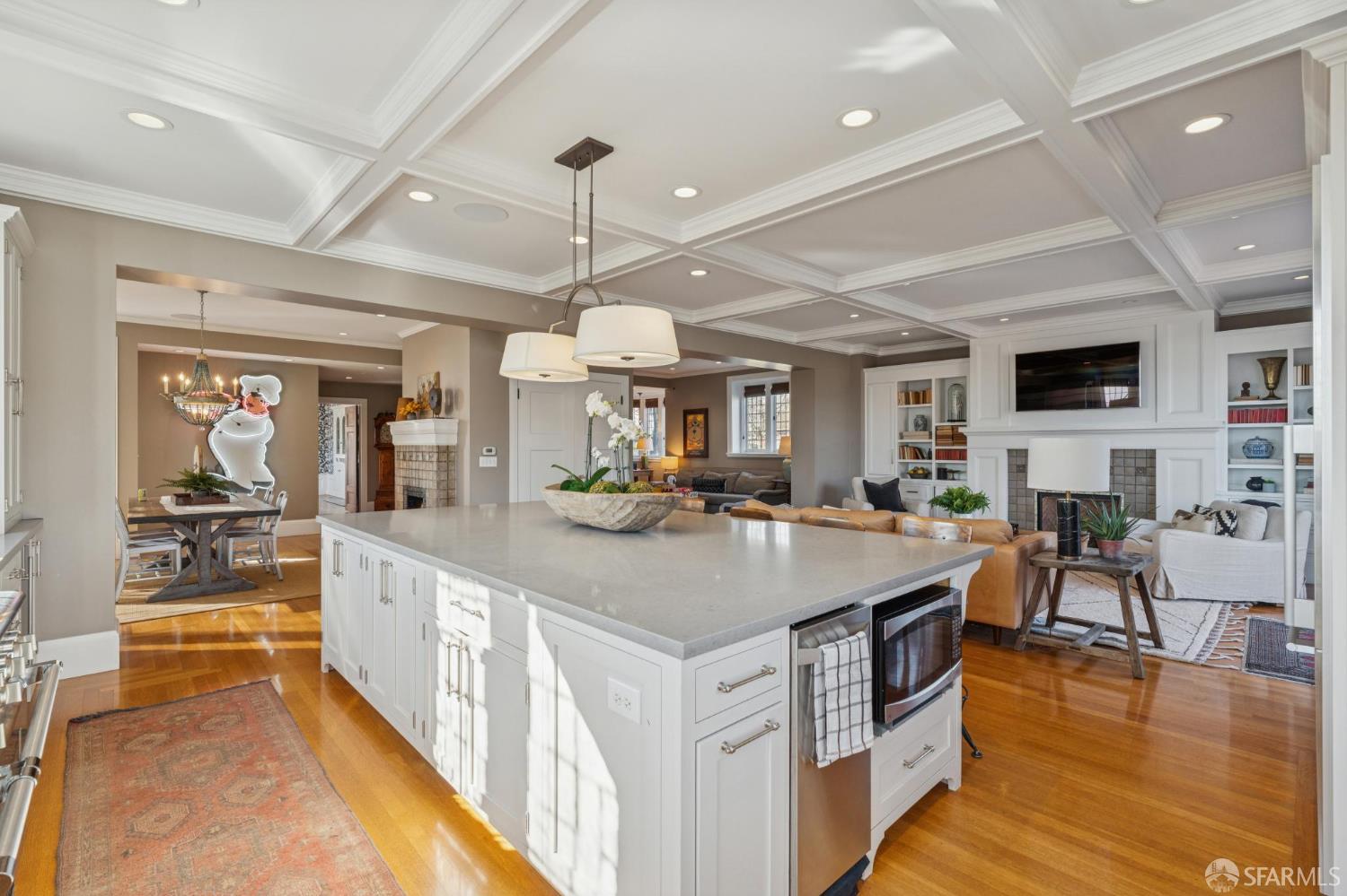 Detail Gallery Image 19 of 74 For 62 Farragut Ave, Piedmont,  CA 94610 - 6 Beds | 8/1 Baths