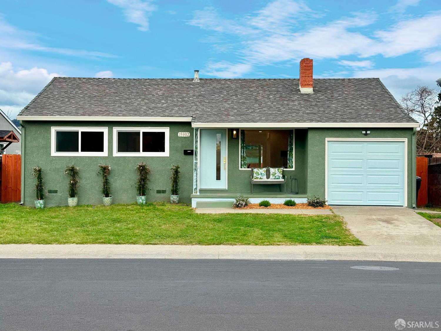 Front Image Thumbnail for SF426104447