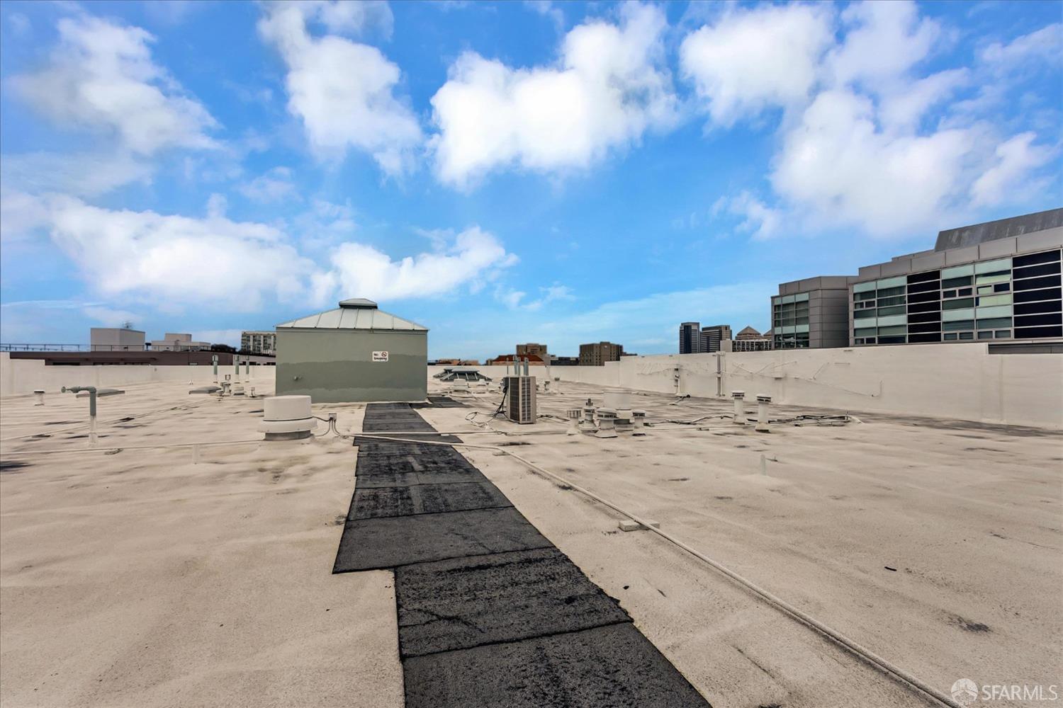 Detail Gallery Image 22 of 22 For 247 4th St, Oakland,  CA 94607 - 1 Beds | 1 Baths