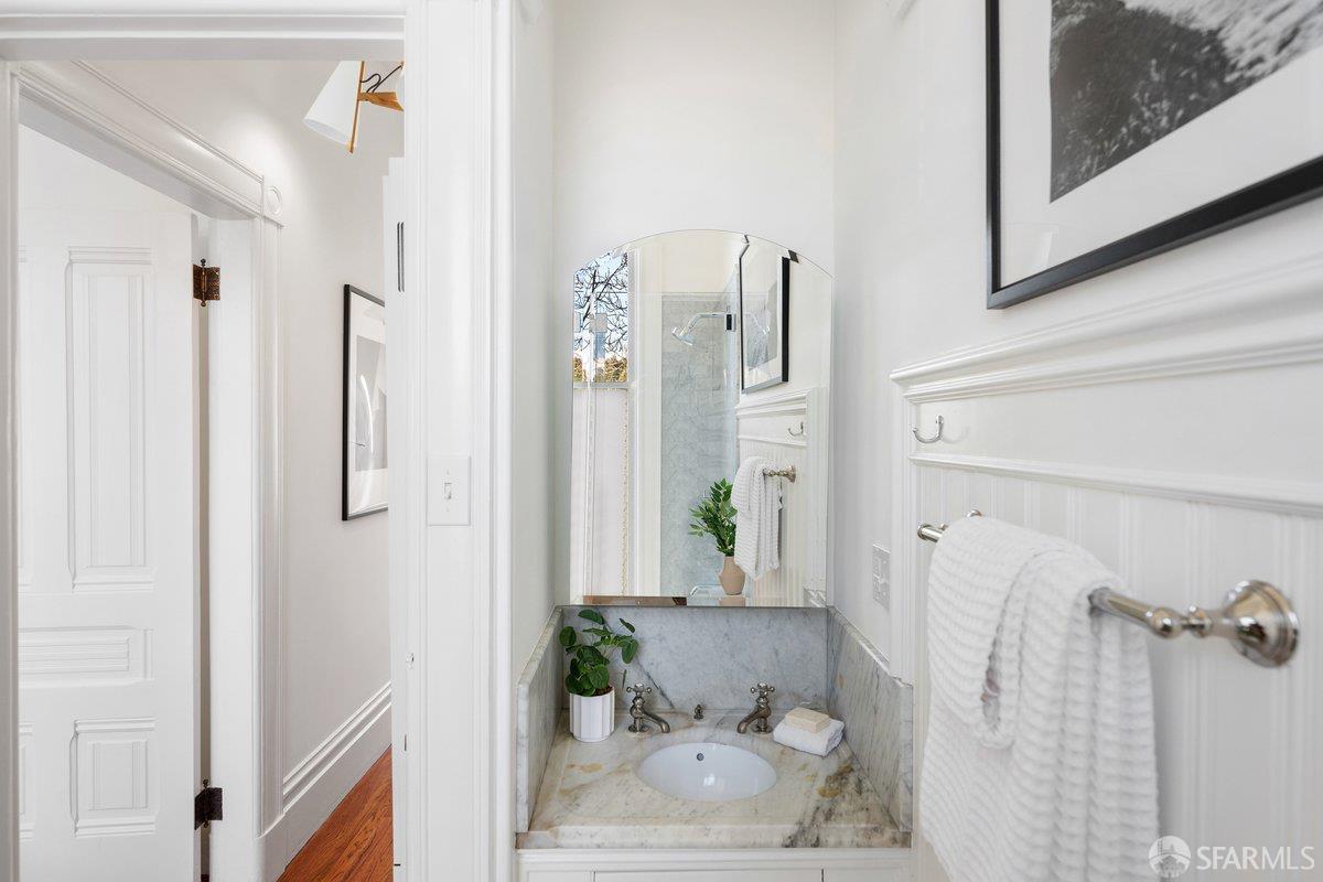 Detail Gallery Image 20 of 42 For 669 Shrader St, San Francisco,  CA 94117 - 3 Beds | 2/1 Baths