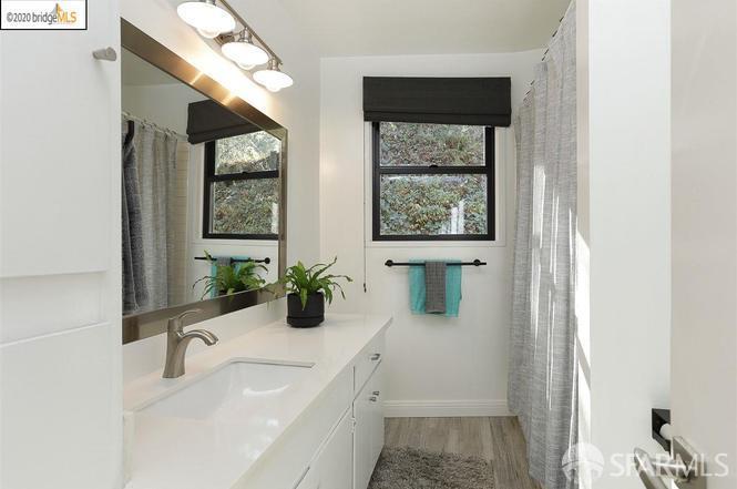 Detail Gallery Image 19 of 22 For 1940 Gouldin Rd, Oakland,  CA 94611 - 4 Beds | 2/1 Baths