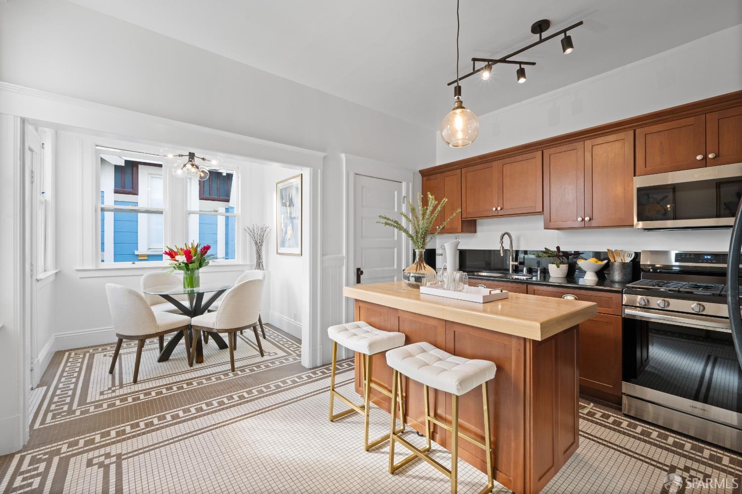 Detail Gallery Image 34 of 85 For 1546 Dolores St, San Francisco,  CA 94110 - 3 Beds | 1 Baths