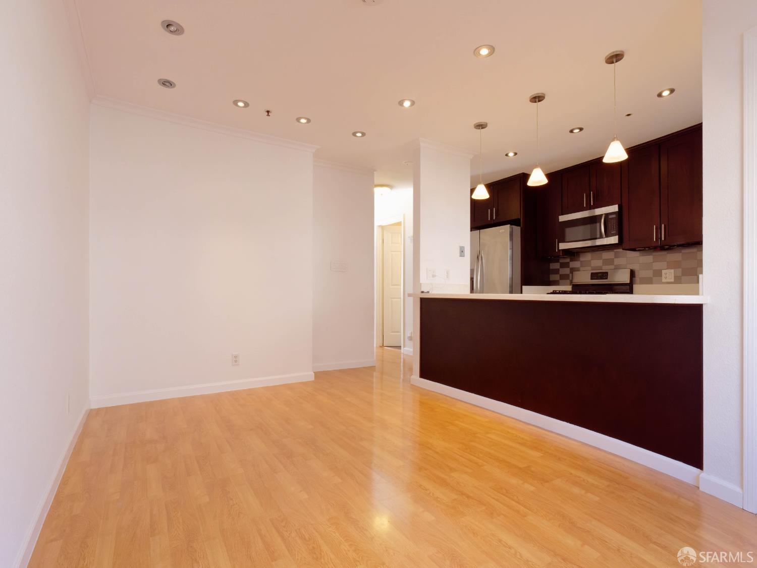 Detail Gallery Image 25 of 55 For 605 Dorado Ter #46,  San Francisco,  CA 94112 - 2 Beds | 2/1 Baths