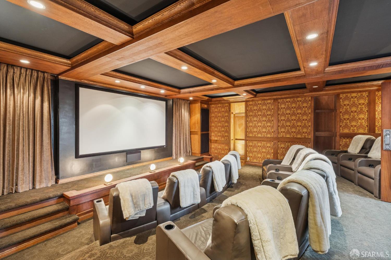 Detail Gallery Image 54 of 74 For 62 Farragut Ave, Piedmont,  CA 94610 - 6 Beds | 8/1 Baths