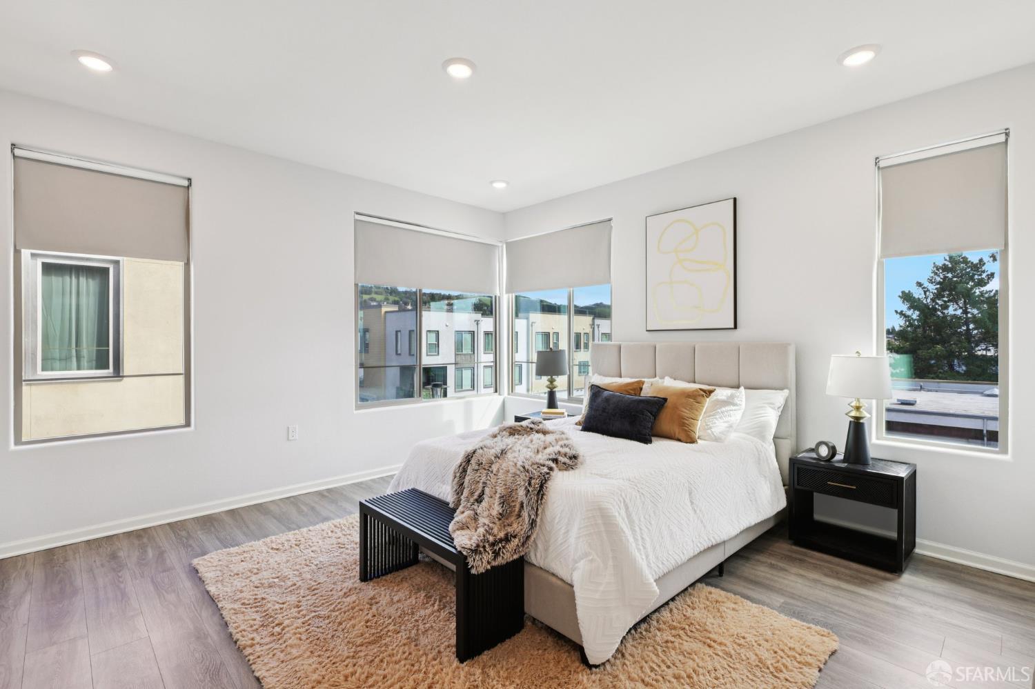 Detail Gallery Image 18 of 41 For 25422 Parklane Dr, Hayward,  CA 94544 - 4 Beds | 3/1 Baths