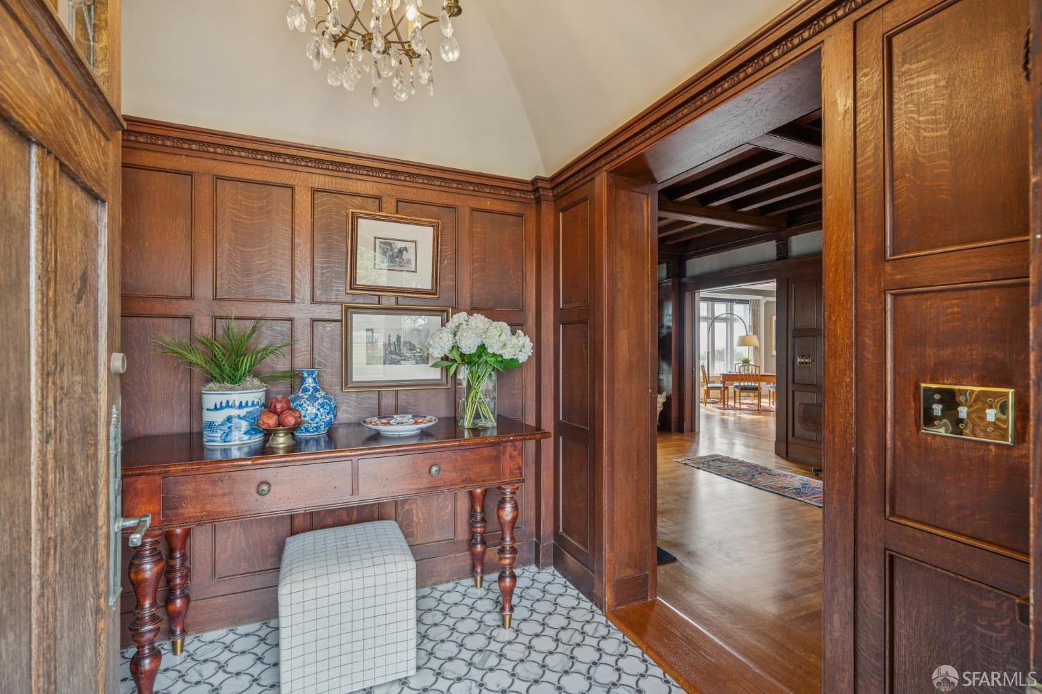 Detail Gallery Image 5 of 74 For 62 Farragut Ave, Piedmont,  CA 94610 - 6 Beds | 8/1 Baths