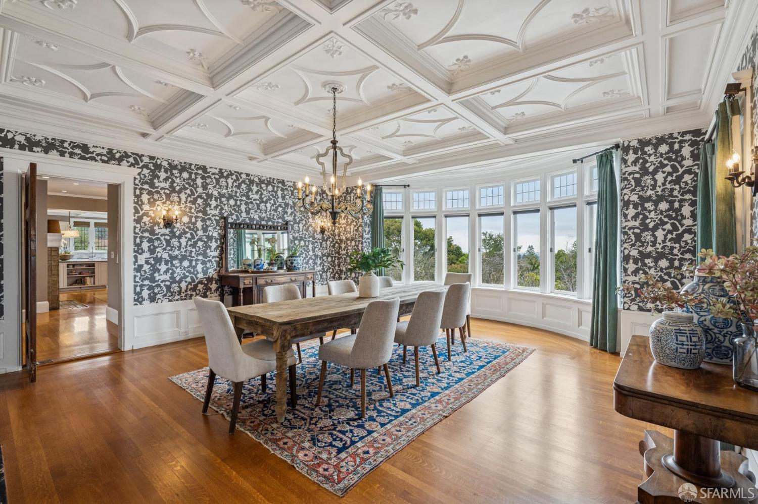 Detail Gallery Image 13 of 74 For 62 Farragut Ave, Piedmont,  CA 94610 - 6 Beds | 8/1 Baths