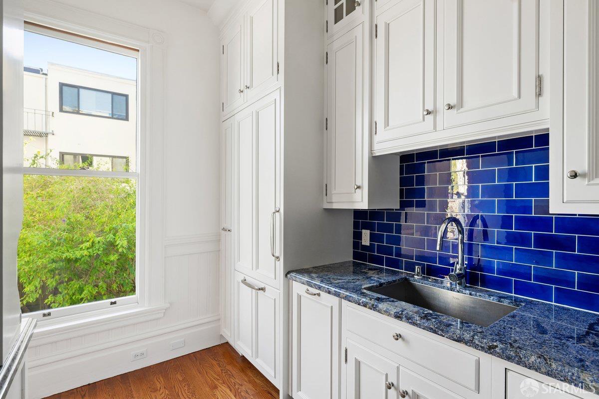 Detail Gallery Image 12 of 42 For 669 Shrader St, San Francisco,  CA 94117 - 3 Beds | 2/1 Baths