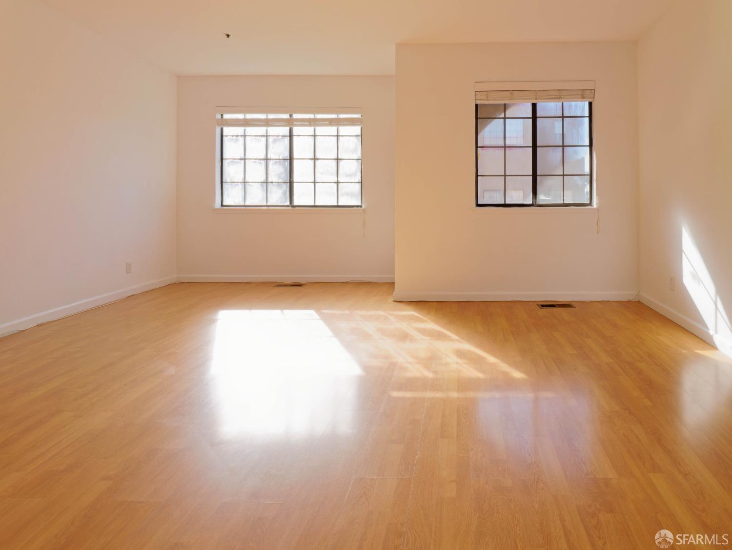 Detail Gallery Image 7 of 55 For 605 Dorado Ter #46,  San Francisco,  CA 94112 - 2 Beds | 2/1 Baths