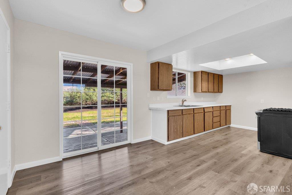 Detail Gallery Image 14 of 39 For 2975 Sherman St, Pittsburg,  CA 94565 - 3 Beds | 1 Baths