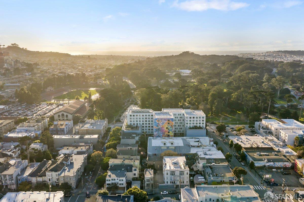 Detail Gallery Image 39 of 42 For 669 Shrader St, San Francisco,  CA 94117 - 3 Beds | 2/1 Baths