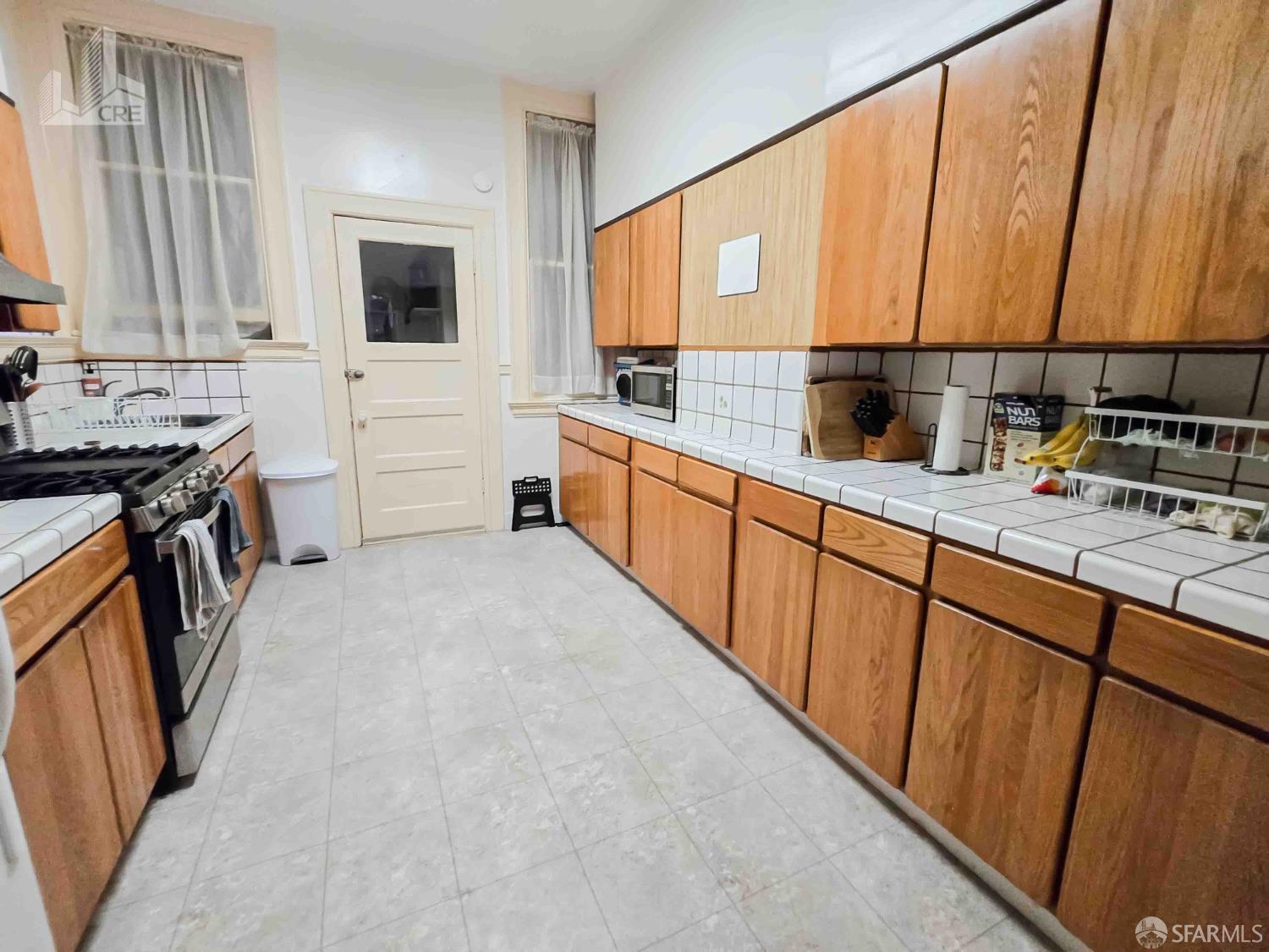 Detail Gallery Image 5 of 7 For 1903 Lyon St, San Francisco,  CA 94115 - – Beds | – Baths